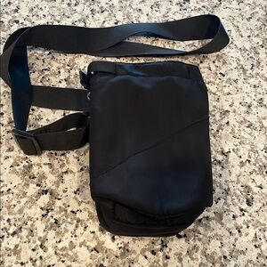 Black Crossbody or over the shoulder bottle drink bag or sling adjustable strap